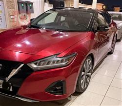 نيسان ماكسيما